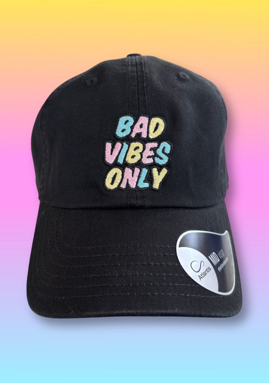 Cap „Bad Vibes Only“ schwarz - bunte Schrift