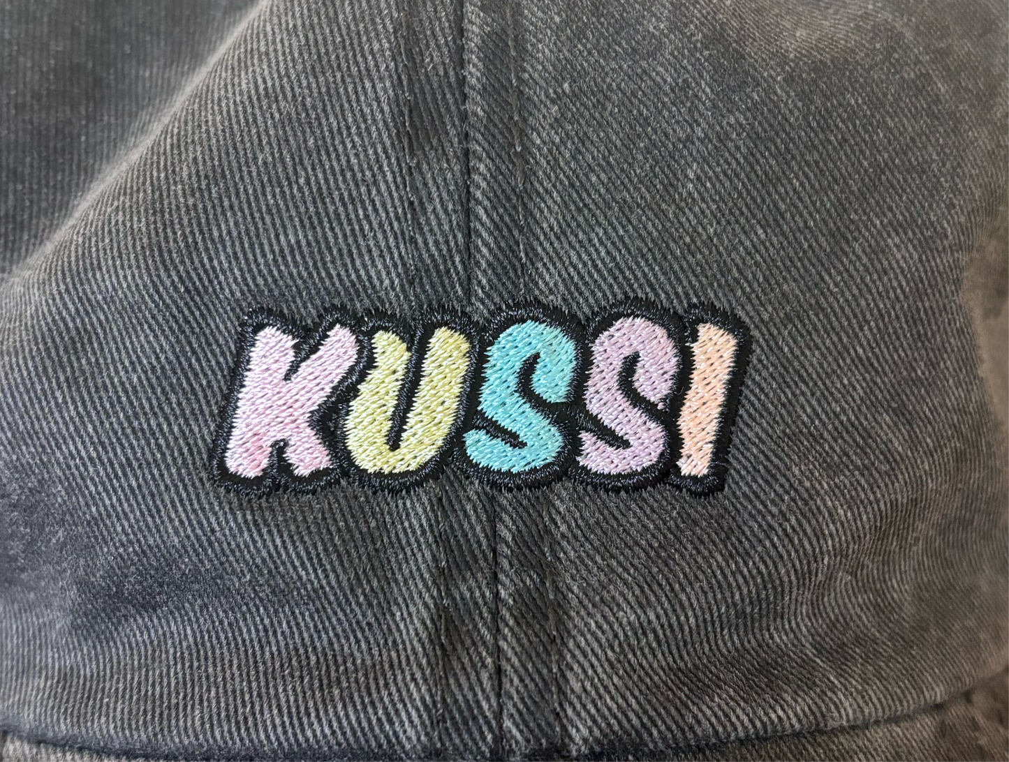 Cap „Kussi“ heavy used black