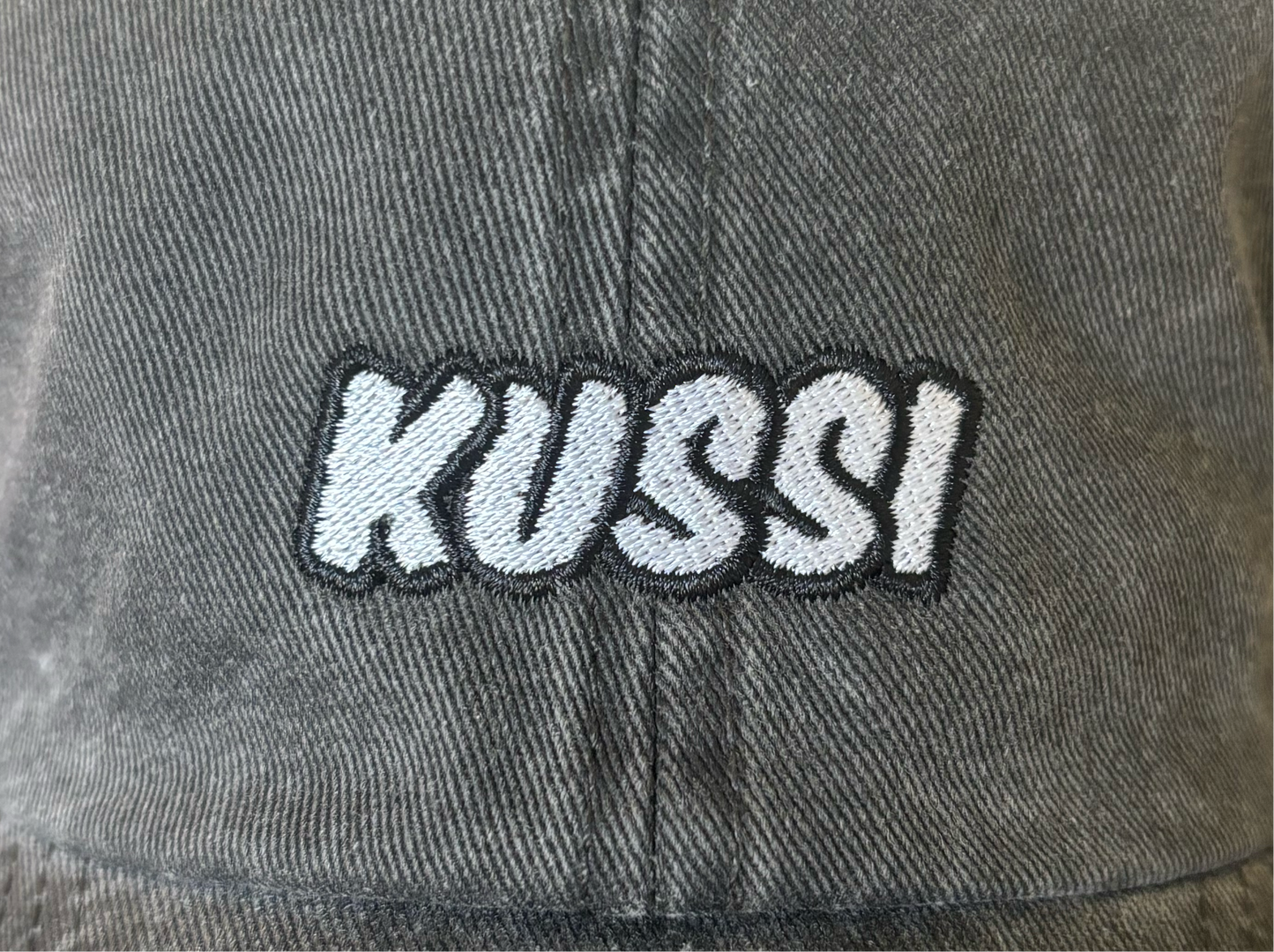 Cap „Kussi“ heavy used black