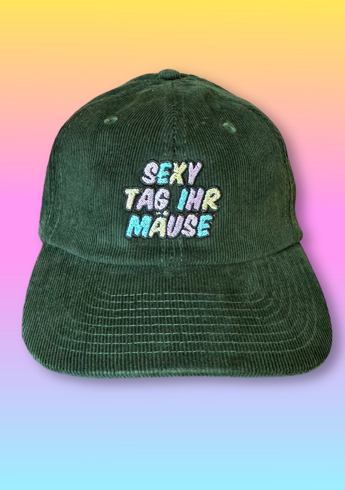 Cord Cap „Sexy Tag ihr Mäuse“ grün